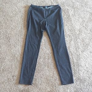 Women's Striped Leggings with back pockets